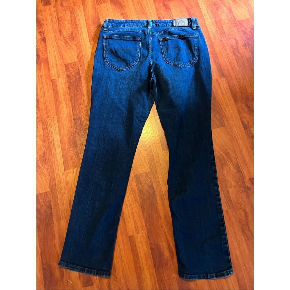 Women’s Lee dark blue jeans. Size 14, long.  - Picture 6 of 7